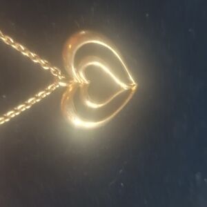 GOLD HEART Sweater Necklace